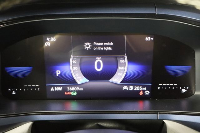 Used 2023 Volkswagen Taos SE image 11