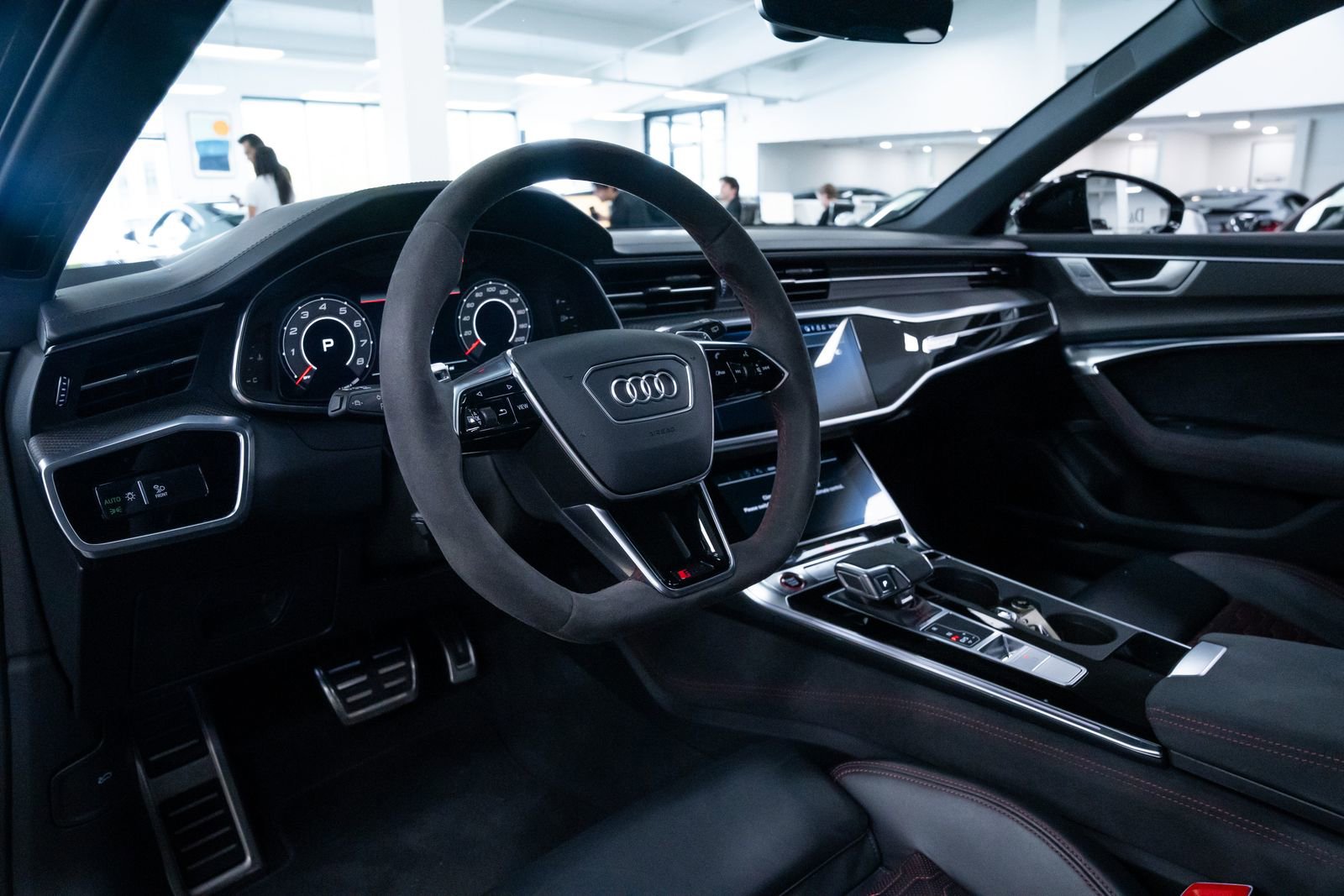 Used 2024 Audi RS 6 performance AWD/4WD image 35