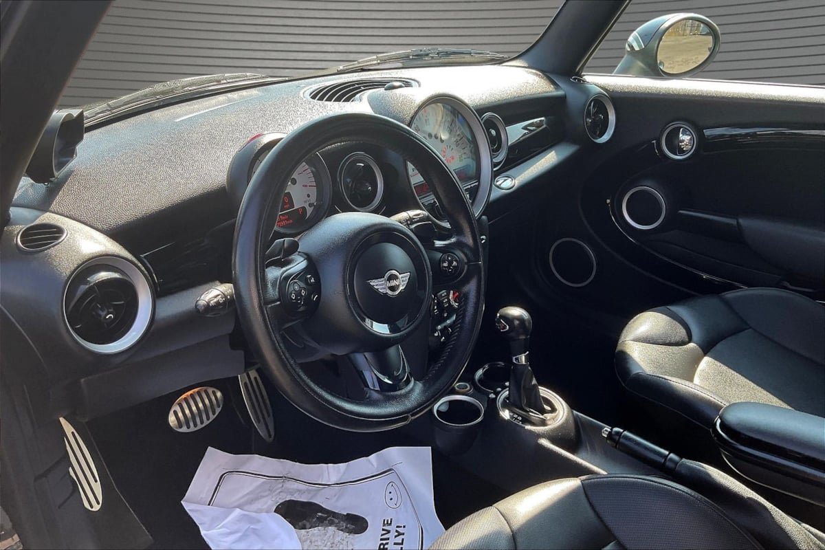 Used 2012 MINI Cooper Clubman S FWD image 16
