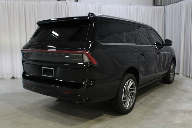 New 2026 Lincoln Navigator L Reserve AWD/4WD image 53