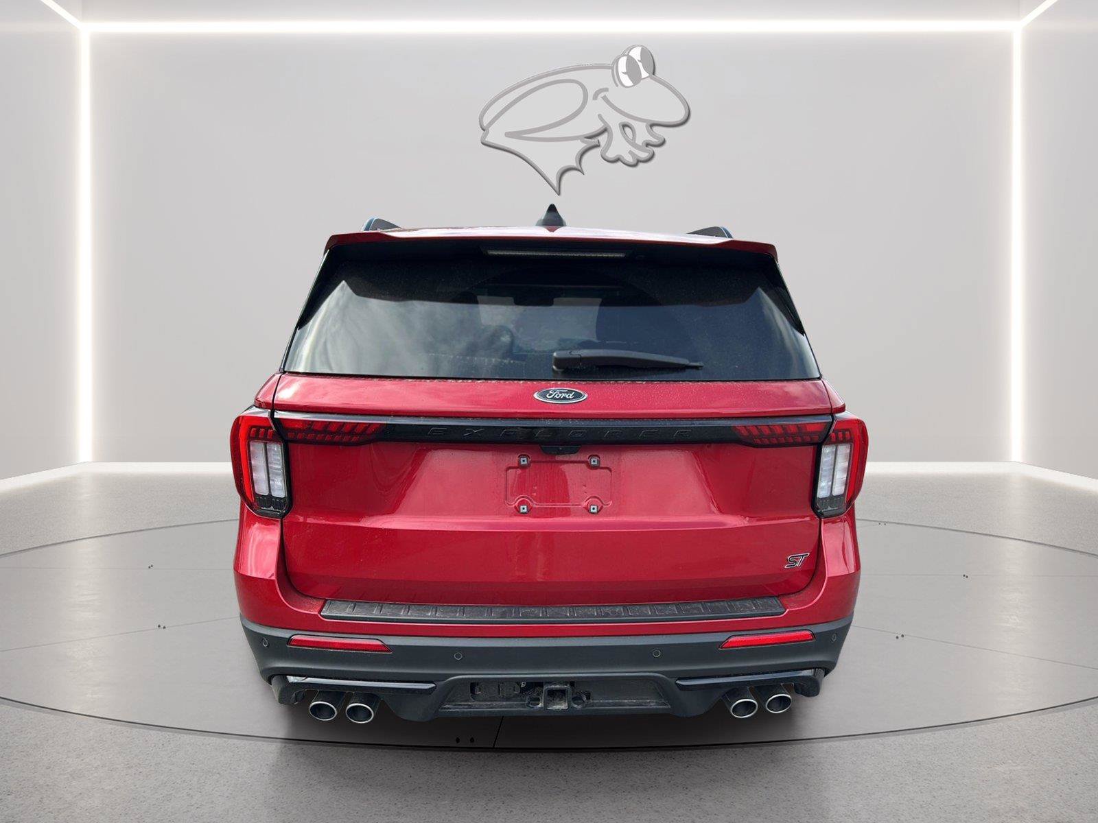 Used 2025 Ford Explorer ST AWD/4WD image 3