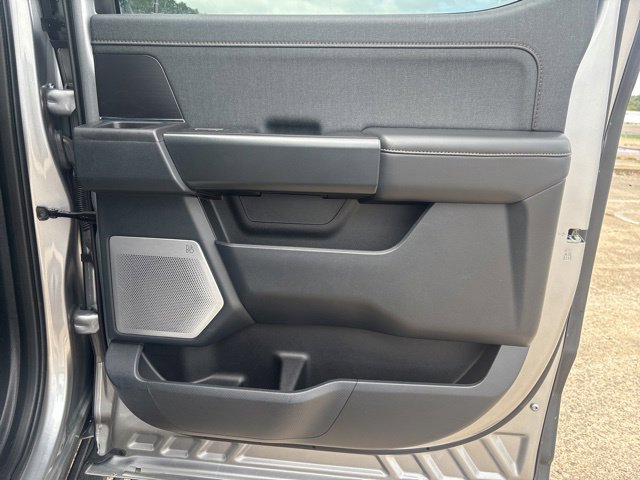 Used 2023 Ford F150 Raptor image 11