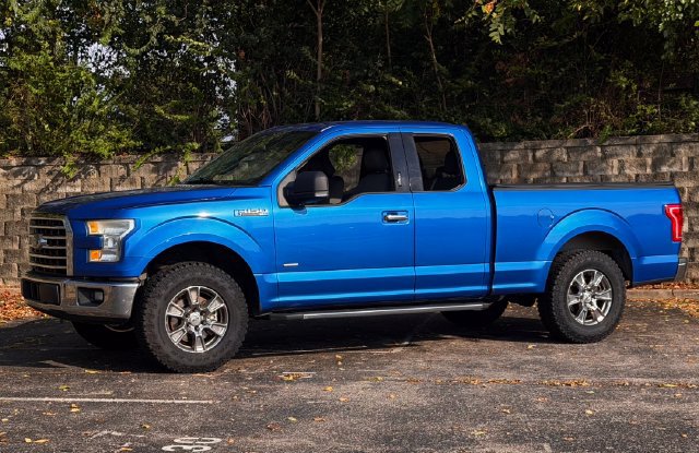 Used 2015 Ford F150 XLT w/ Equipment Group 301A Mid RWD image 15