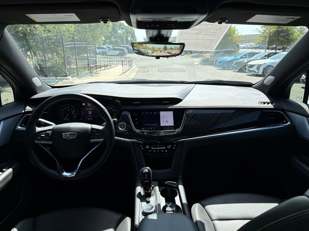 Certified 2023 Cadillac XT6 Premium Luxury w/ Technology Package FWD image 33