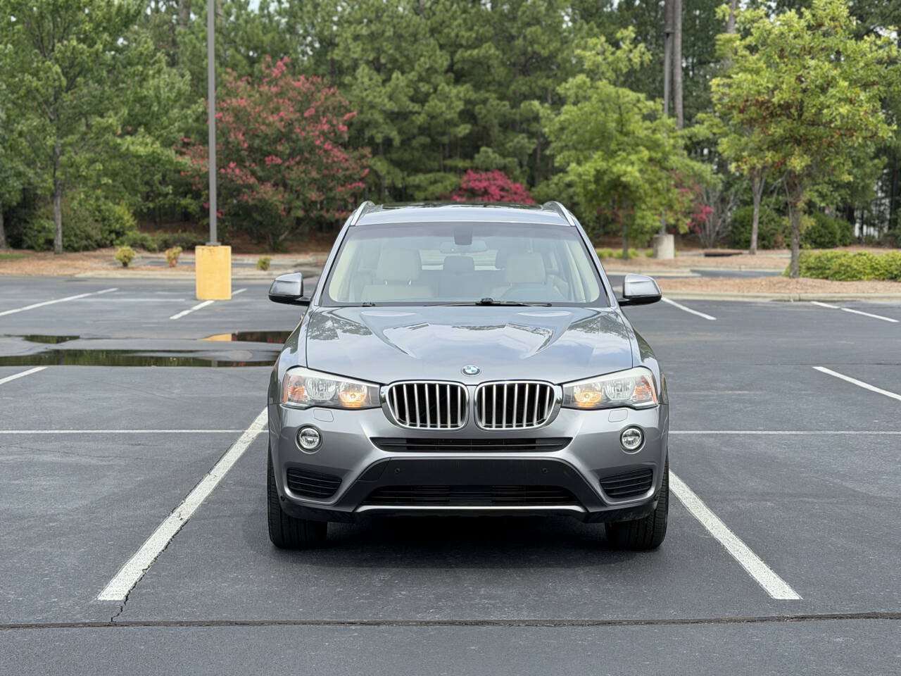 Used 2016 BMW X3 xDrive28i AWD/4WD image 2