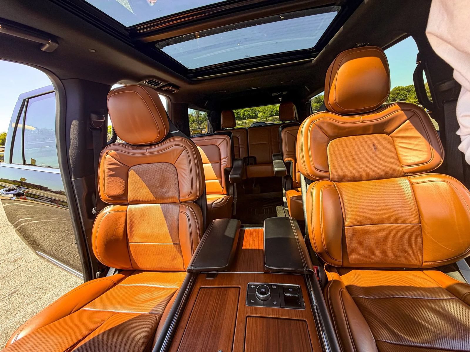 Used 2019 Lincoln Navigator L Reserve w/ Cargo Package AWD/4WD image 33