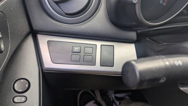 Used 2012 MAZDA MAZDA3 i Touring FWD image 29