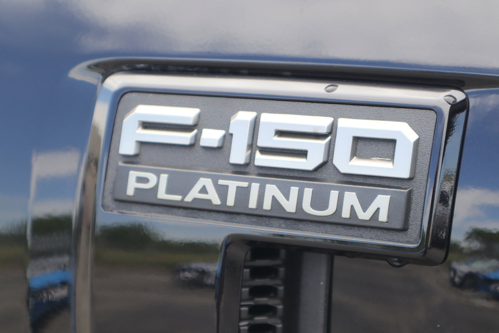 New 2025 Ford F150 Platinum w/ Equipment Group 702A High image 12