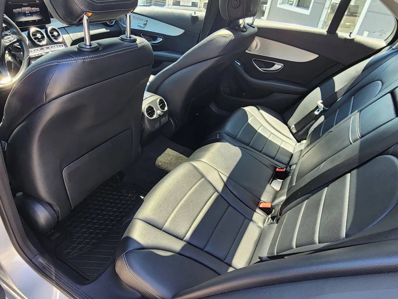 Used 2016 Mercedes-Benz C 300 4MATIC Sedan image 12
