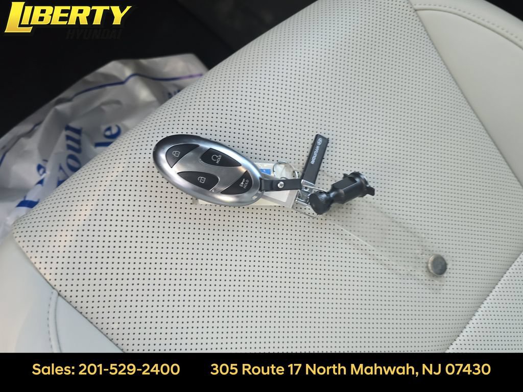 Certified 2026 Hyundai Santa Fe SEL AWD/4WD image 29