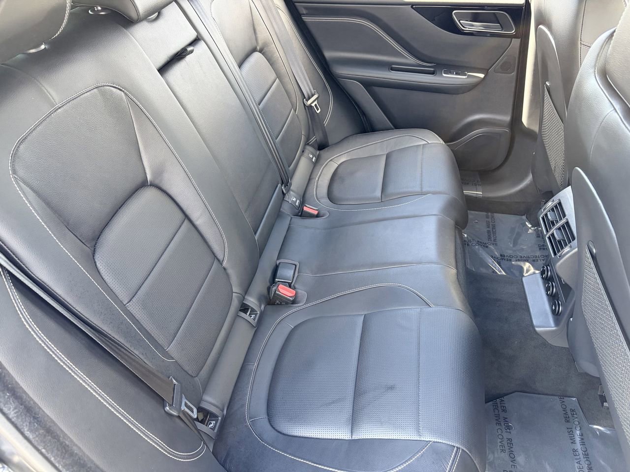 Used 2019 Jaguar F-PACE S image 10