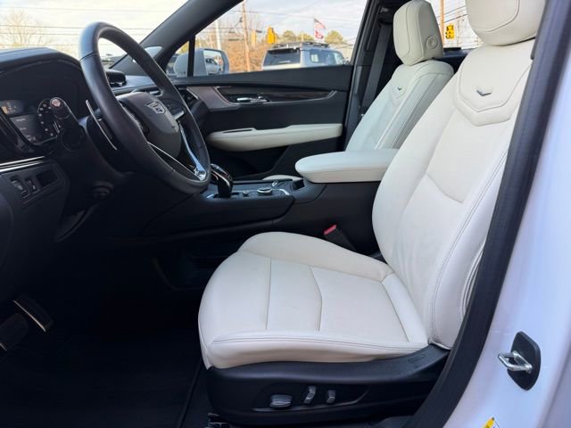 Used 2020 Cadillac XT6 Sport image 16