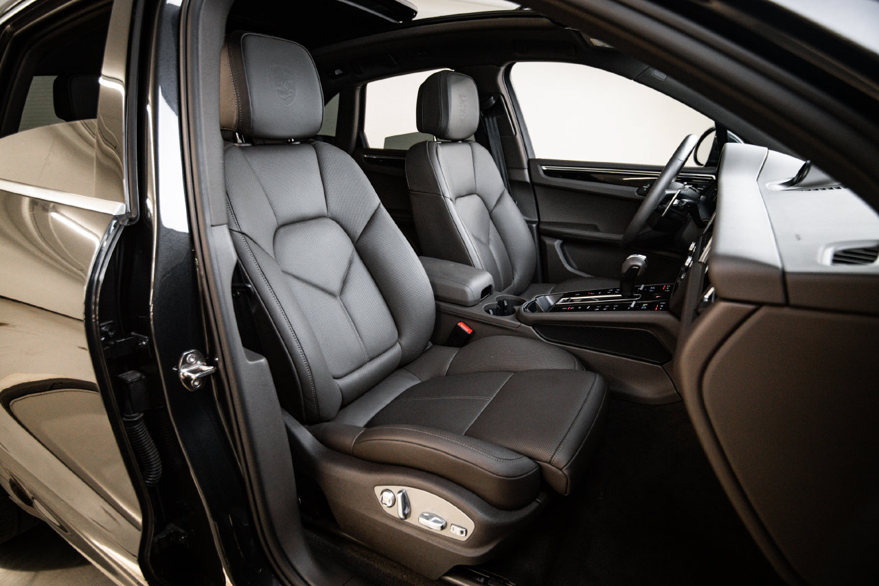 Certified 2026 Porsche Macan S AWD/4WD image 29