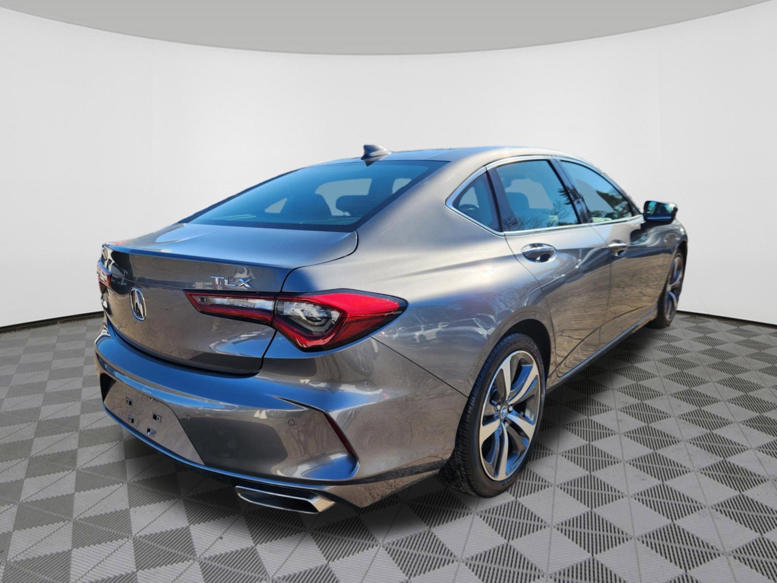 Certified 2025 Acura TLX w/ Technology Package image 4