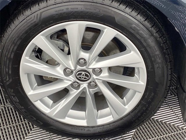 Used 2021 Toyota Camry LE w/ Carpet Mat Package (TMS) image 26