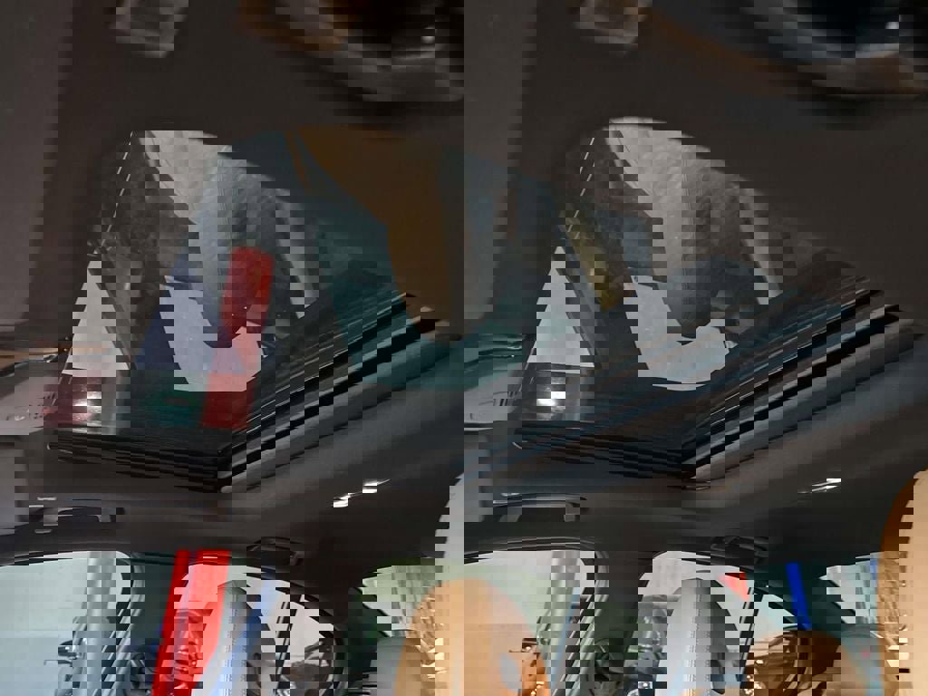 Used 2023 BMW 330i xDrive Sedan w/ Premium Package image 20