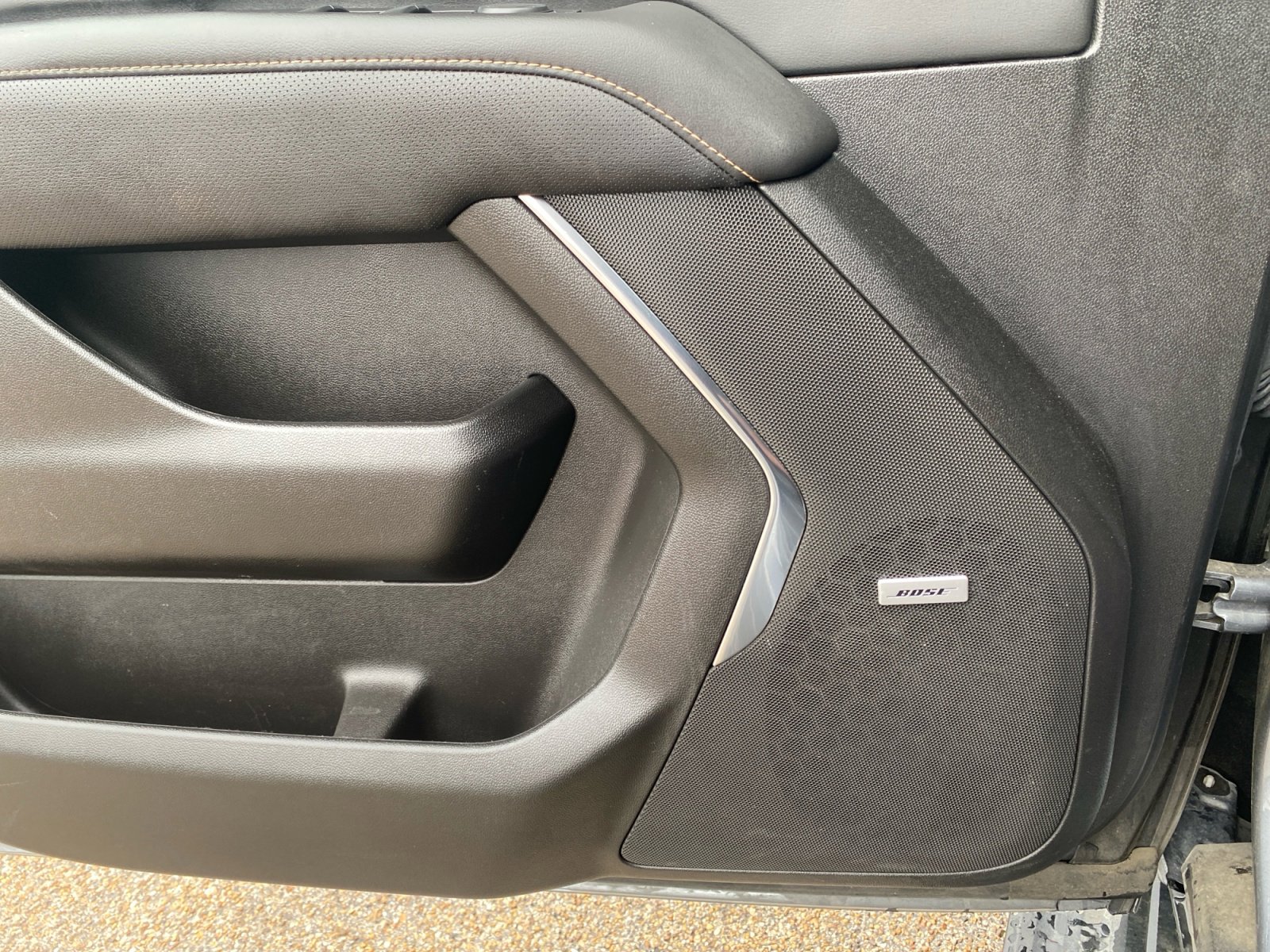 Used 2022 GMC Yukon AT4 w/ AT4 Premium Plus Package image 28