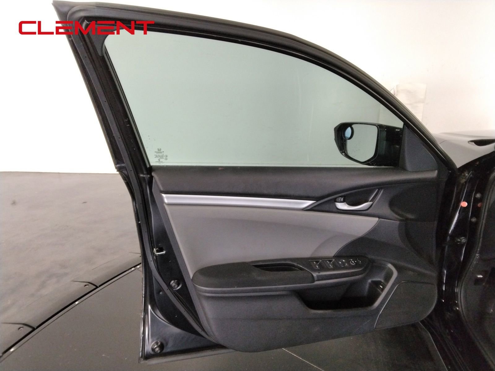 Used 2019 Honda Civic LX image 18