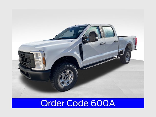 New 2027 Ford F250 XL w/ XL Off-Road 35" Tire Pakckage AWD/4WD 360° Tour