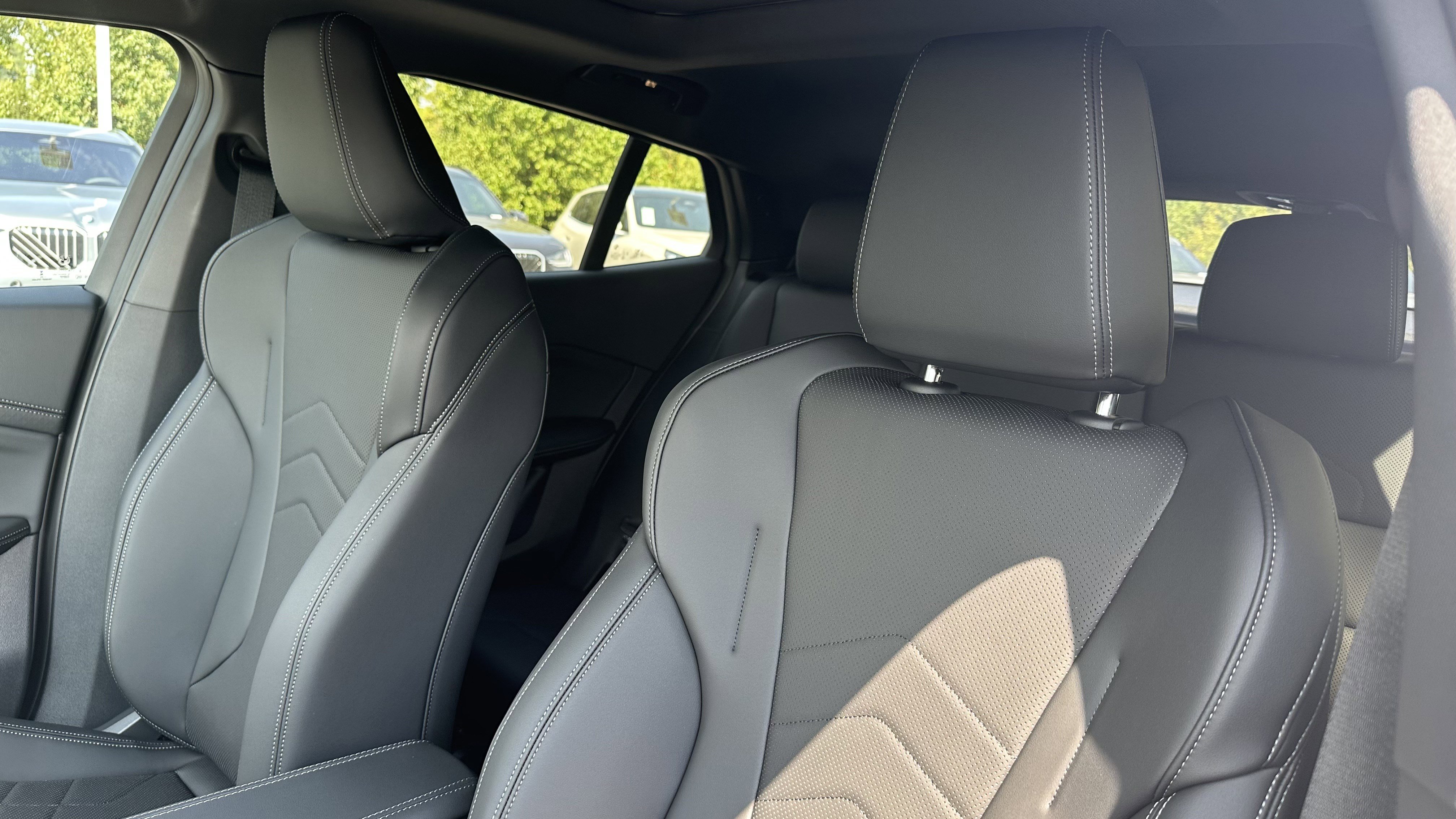 Used 2026 BMW X2 xDrive28i w/ Technology Package image 15