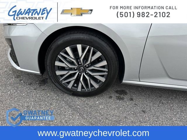 Used 2024 Nissan Altima 2.5 SV image 9