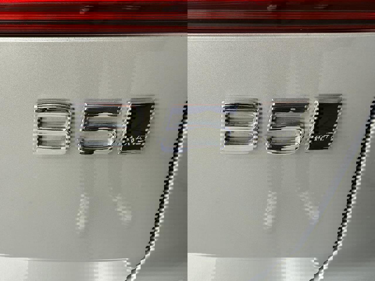 Used 2024 Volvo XC60 B5 Core image 5