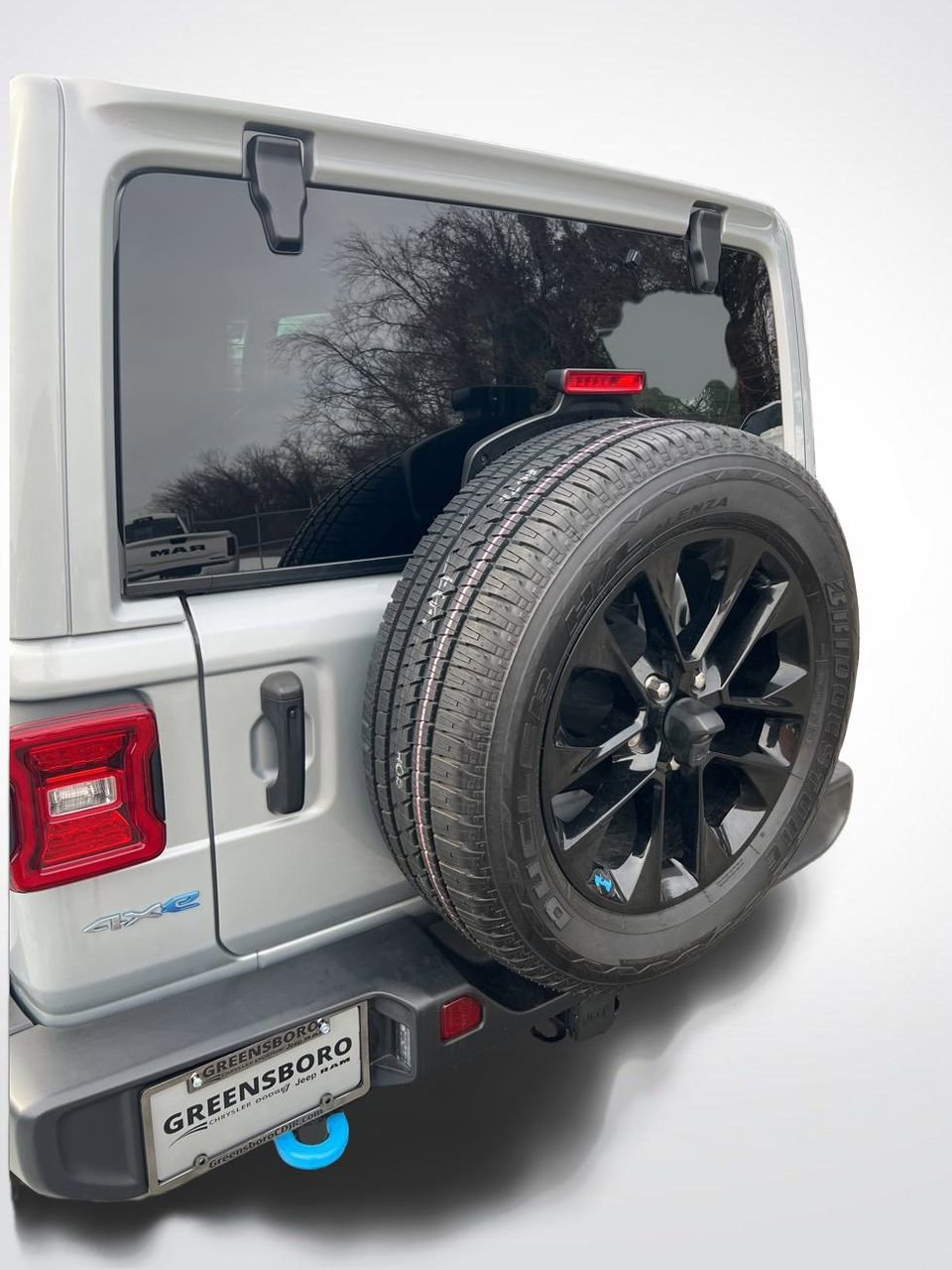 Used 2023 Jeep Wrangler Unlimited Sahara image 18