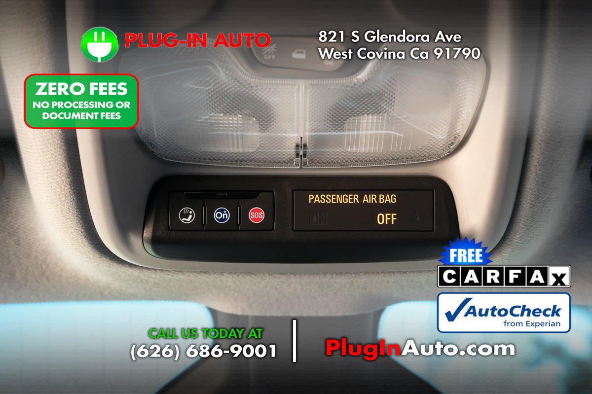 Used 2017 Chevrolet Bolt Premier w/ Driver Confidence II Package FWD image 18