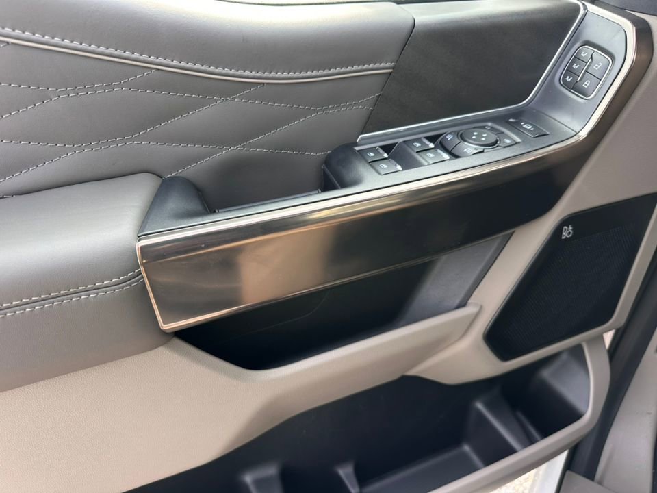 New 2025 Ford F350 Platinum w/ Platinum Plus Package image 39