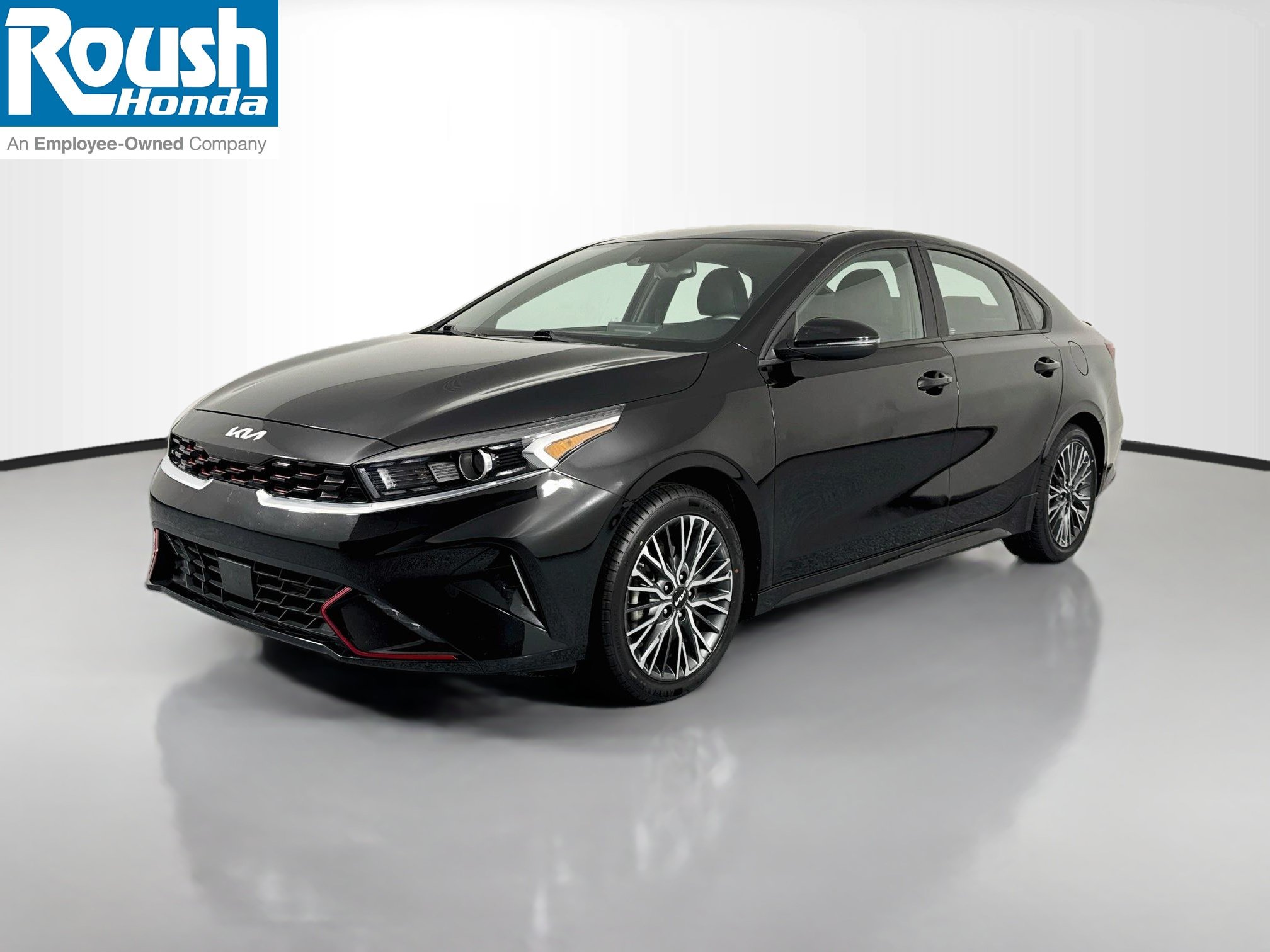 Used 2023 Kia Forte GT-Line w/ GT-Line Technology Package FWD image 1
