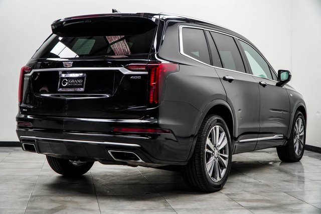 Used 2020 Cadillac XT6 Premium Luxury image 11