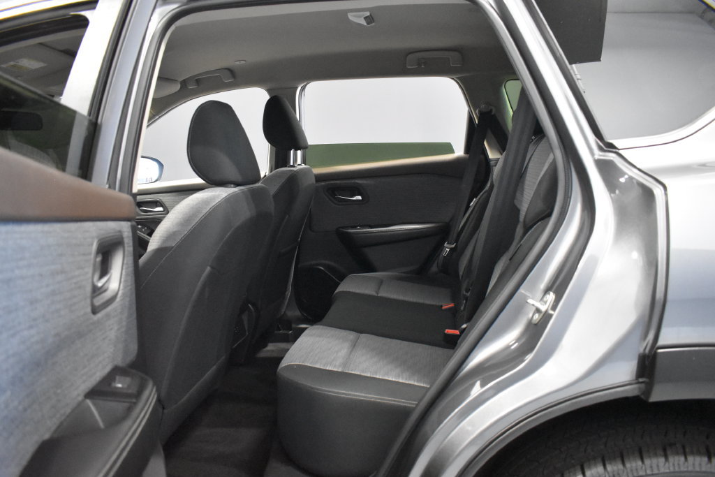 Certified 2023 Nissan Rogue SV AWD/4WD image 32