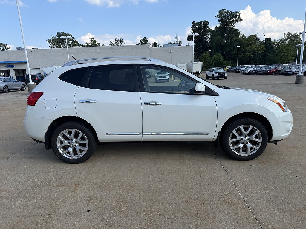 Used 2011 Nissan Rogue SV w/ SL Pkg AWD/4WD image 3