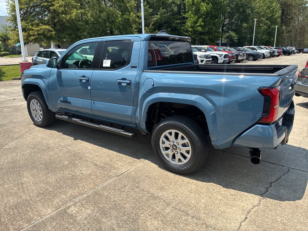 New 2026 Toyota Tacoma SR5 AWD/4WD image 3