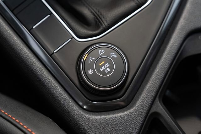 Used 2024 Volkswagen Tiguan Wolfsburg Edition image 20