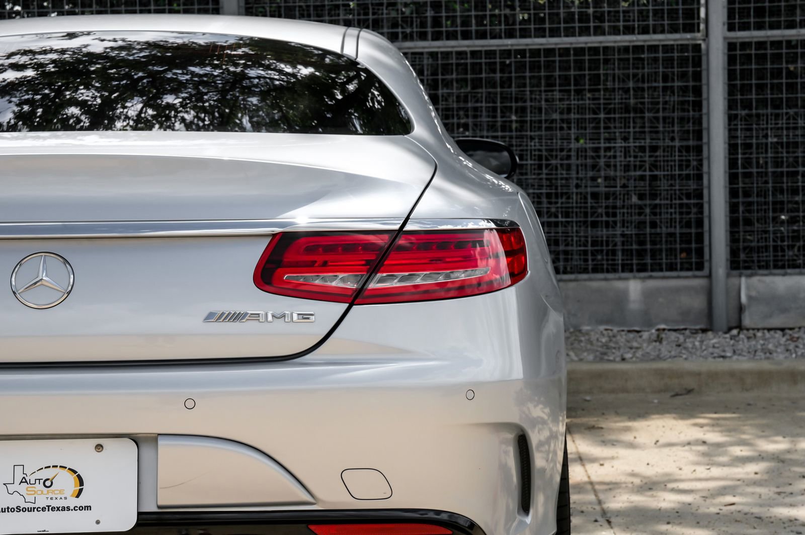 Used 2016 Mercedes-Benz S 63 AMG 4MATIC Coupe w/ Driver Assistance Package image 39