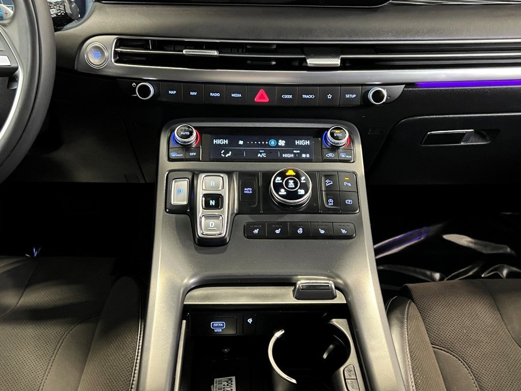 Used 2024 Hyundai Palisade Calligraphy image 21
