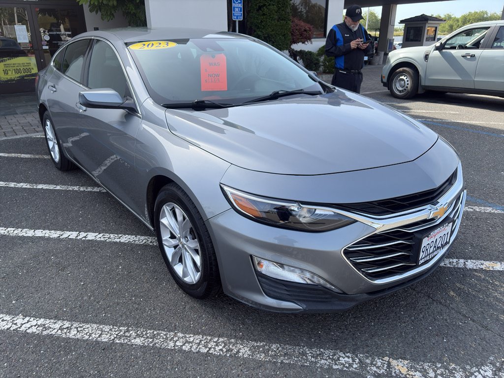 Used 2023 Chevrolet Malibu LT FWD image 24