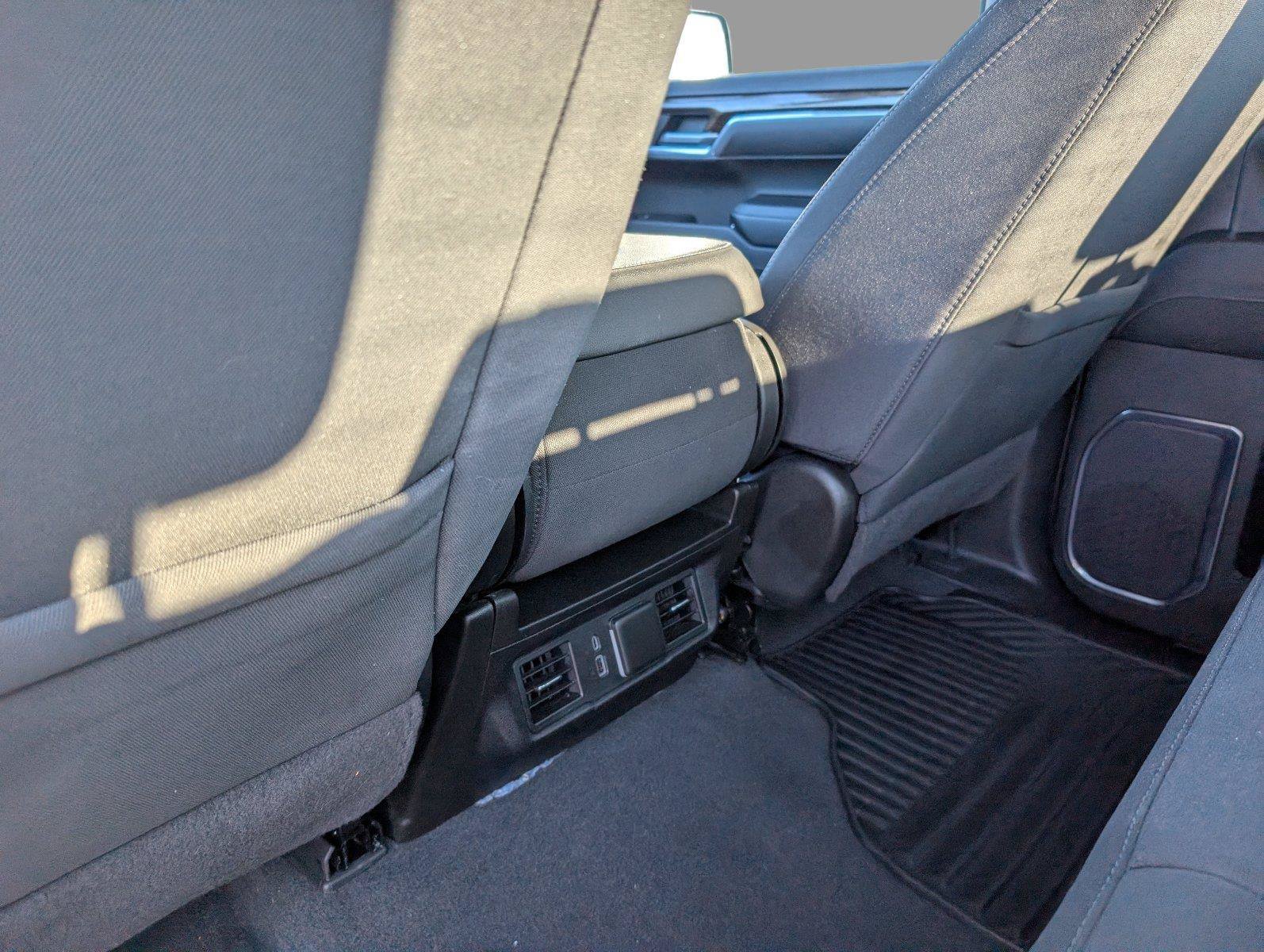 Used 2024 GMC Sierra 1500 Elevation AWD/4WD image 32