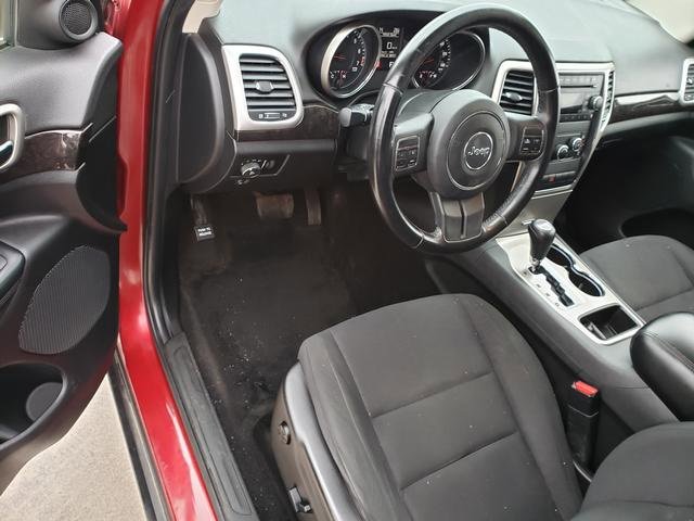 Used 2012 Jeep Grand Cherokee Laredo w/ Laredo E Group image 13