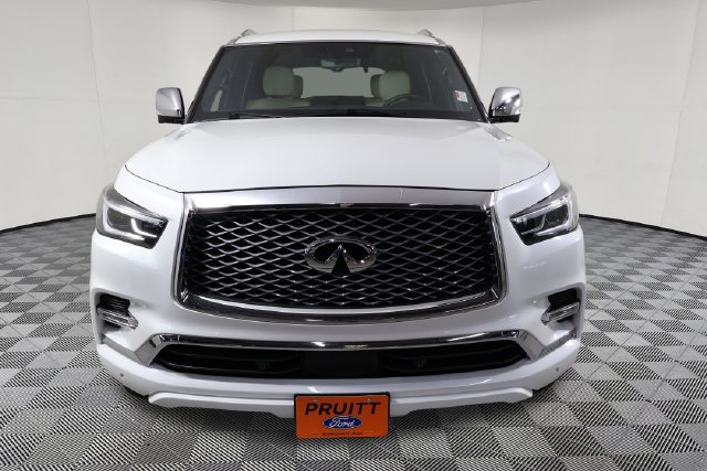 Used 2024 INFINITI QX80 Sensory w/ Cargo Package AWD/4WD image 3
