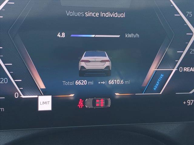 Certified 2026 BMW i5 eDrive40 w/ M Sport Package RWD image 11