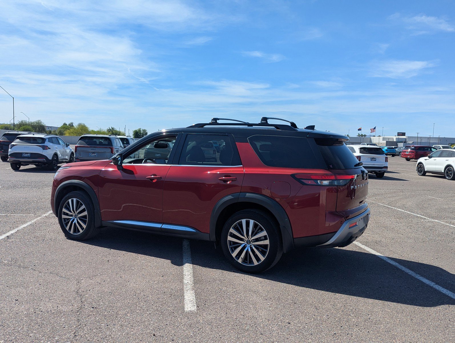 Used 2022 Nissan Pathfinder Platinum w/ Cargo Package image 3