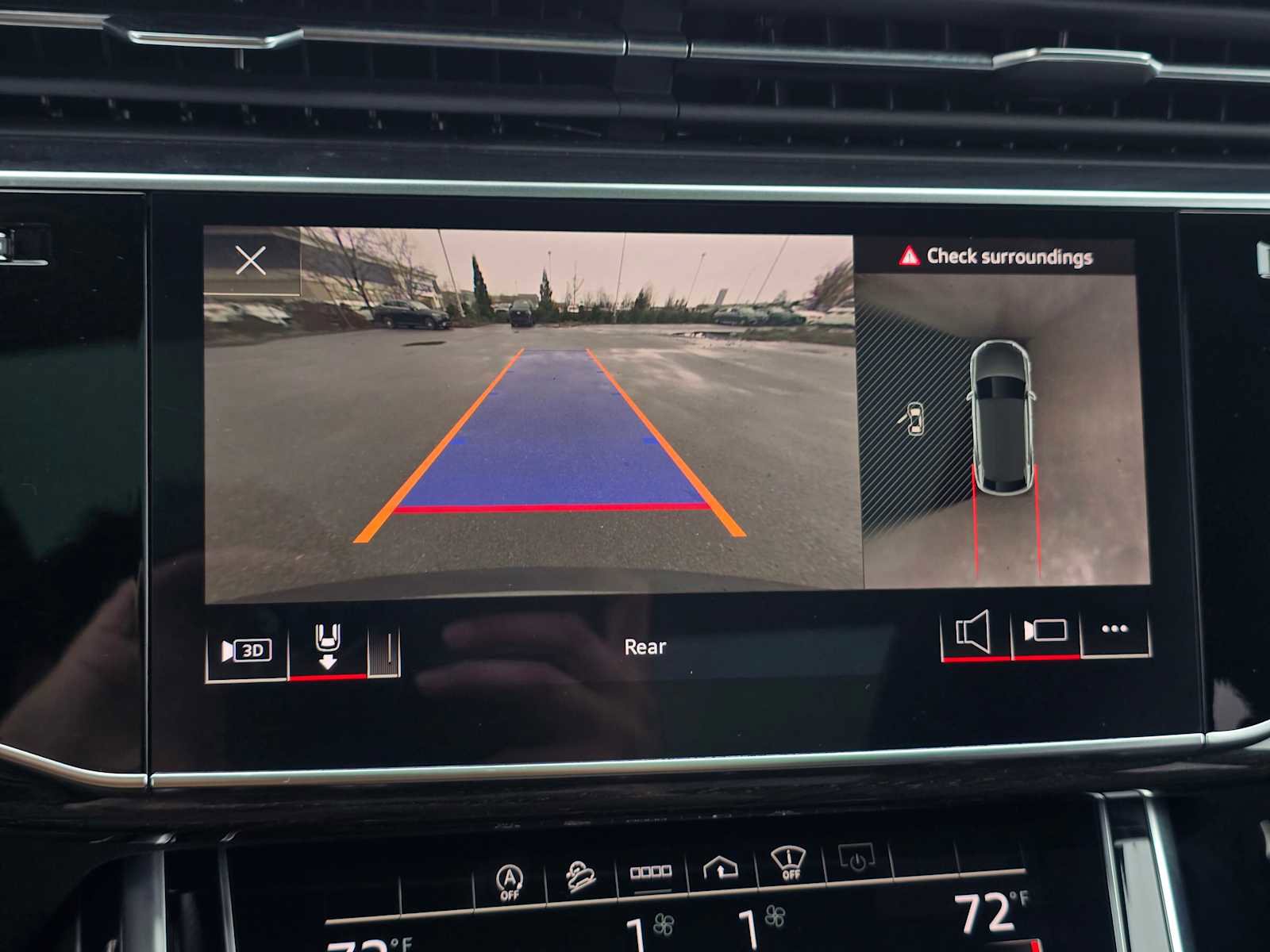 Used 2021 Audi RS Q8 w/ Carbon Optic Package image 31