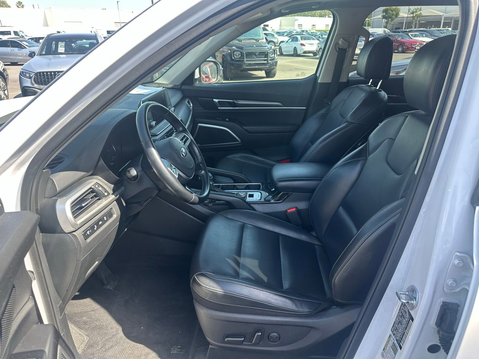 Used 2021 Kia Telluride S image 2