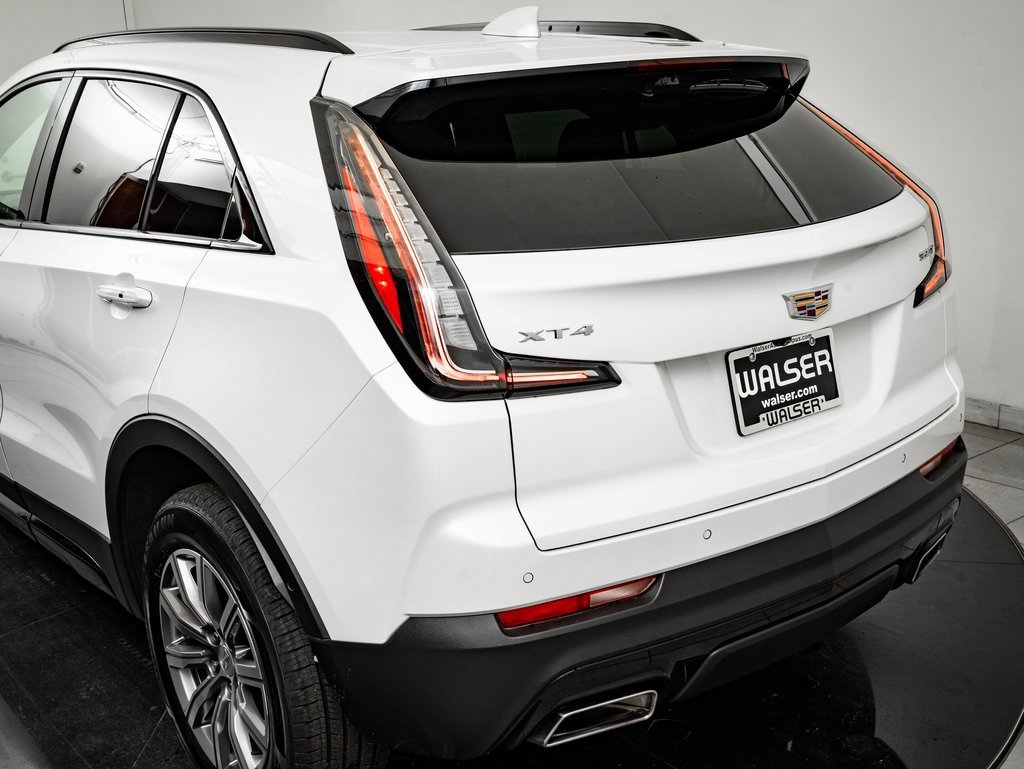 Used 2023 Cadillac XT4 Sport image 18