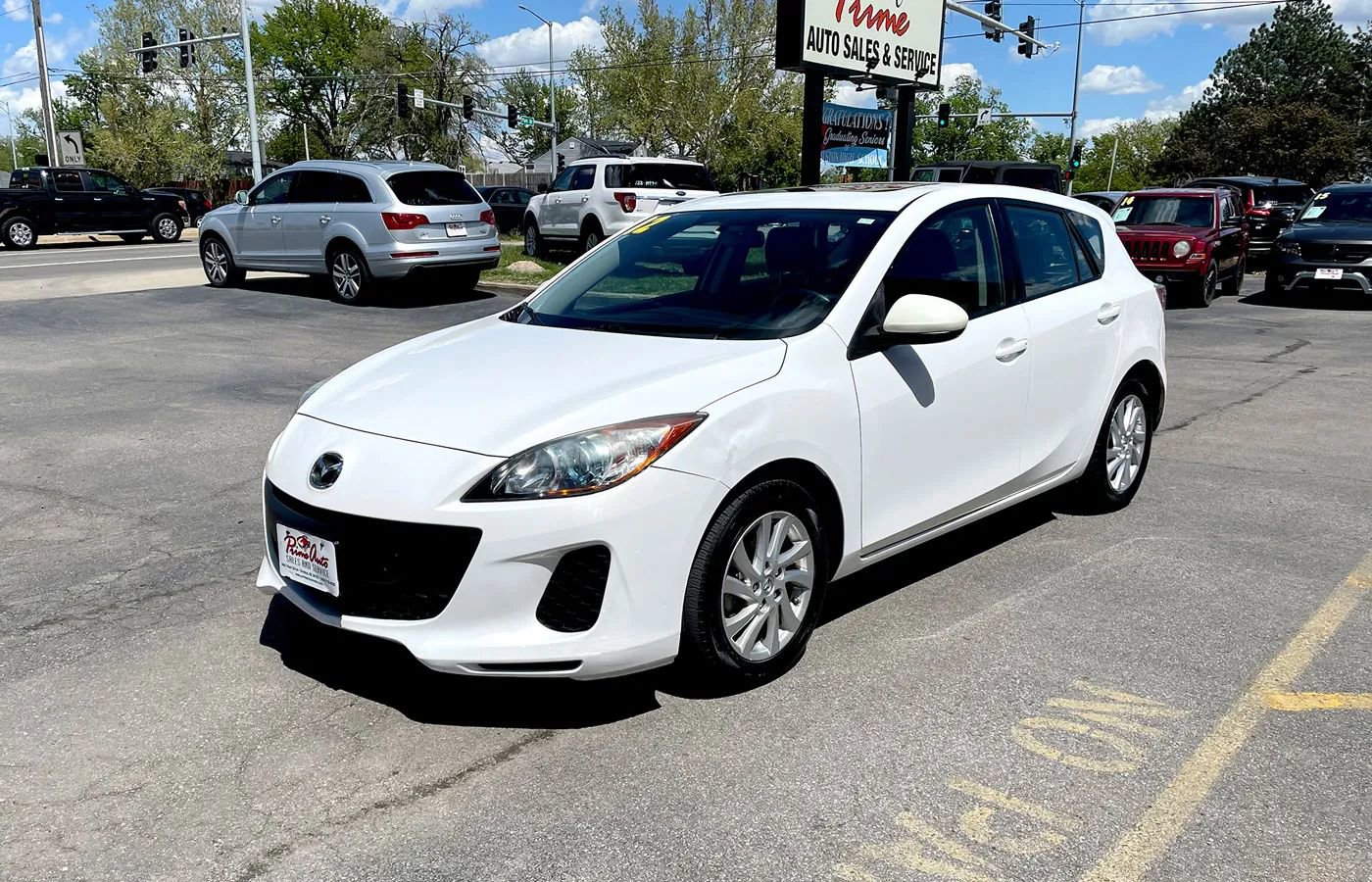 Used 2012 MAZDA MAZDA3 i Touring FWD image 2