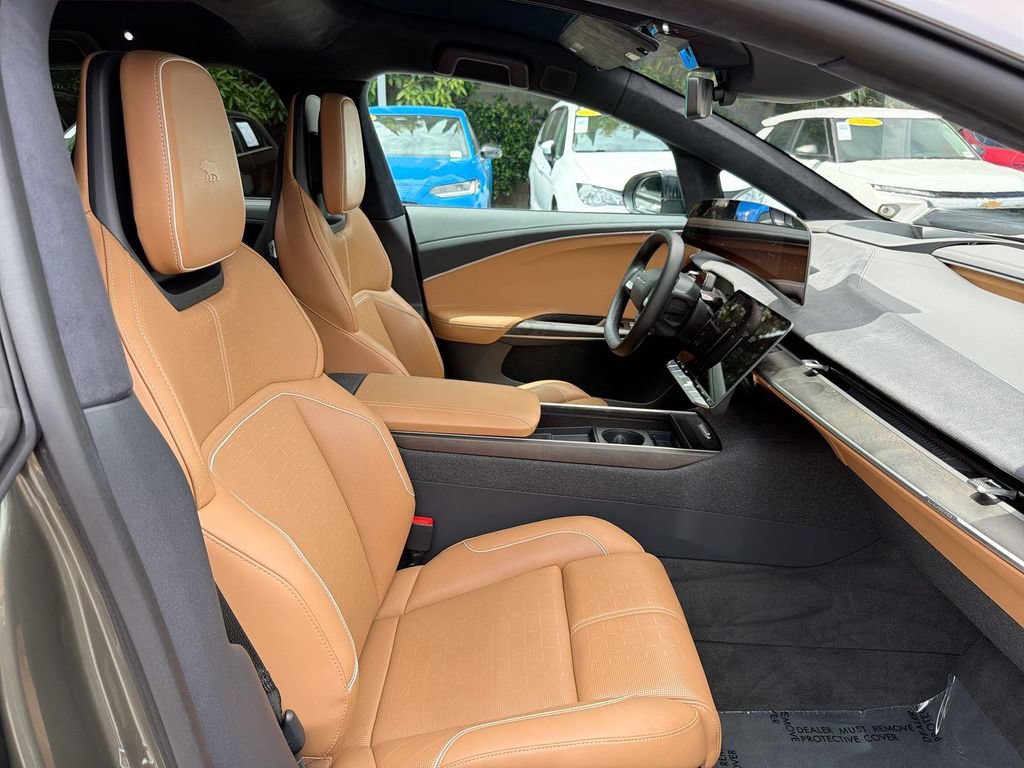 Used 2026 Lucid Gravity Dream AWD/4WD image 32