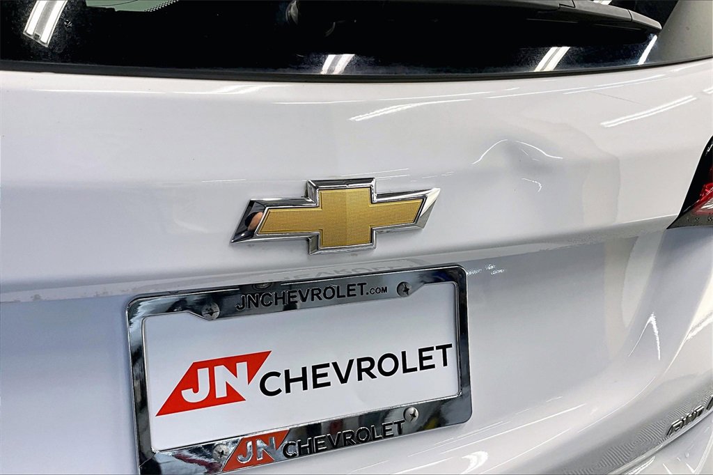 Used 2023 Chevrolet Equinox LT w/ LPO, Floor Liner Package image 30