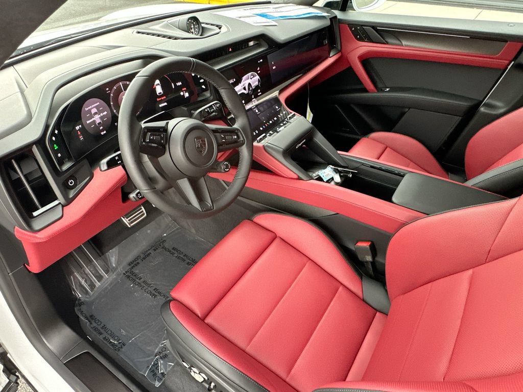 New 2026 Porsche Cayenne Turbo AWD/4WD image 4